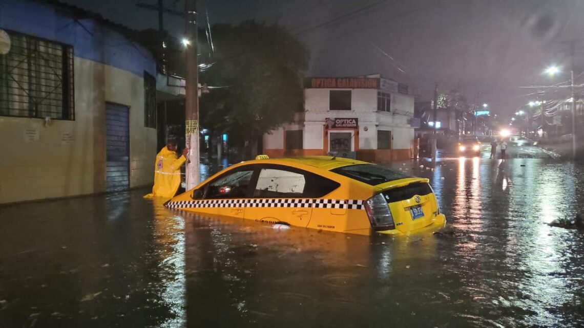 Fotos Graves Inundaciones En El Gran San Salvador A Causa De Las