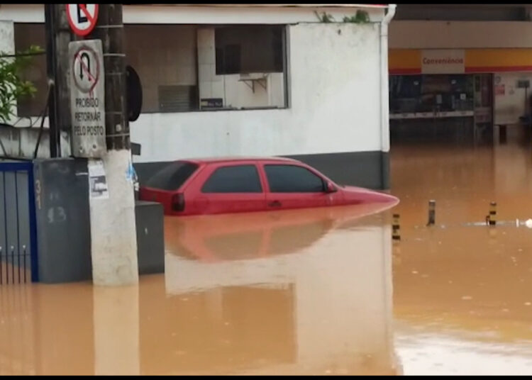 Al Menos 18 Muertos En Brasil Por Fuertes Lluvias En El Estado De Sao