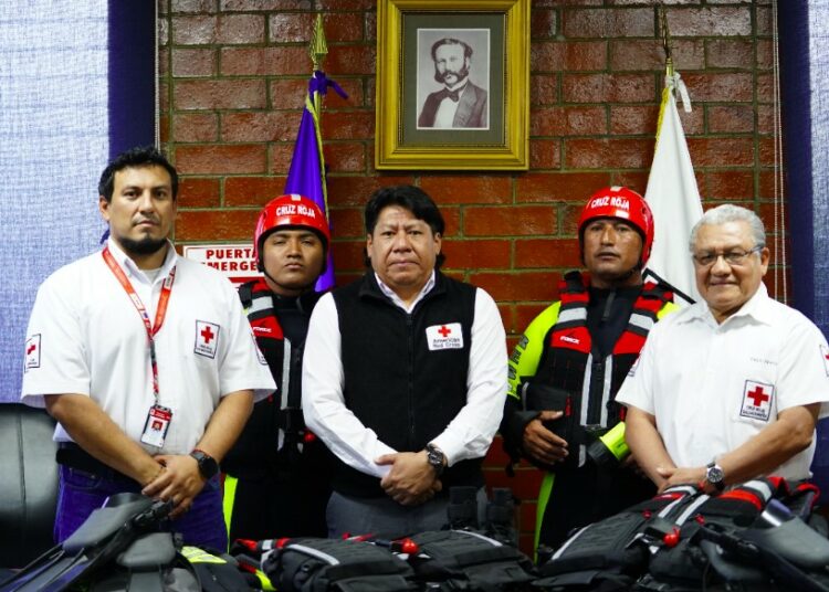 Cruz Roja Recibe Equipo De Salvamento Acu Tico Para Unidad Corpi