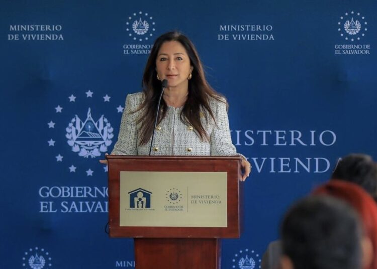 Ministra de Vivienda anunció mejoras crediticias que otorga el Fondo