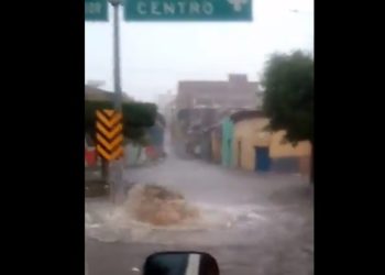 Lluvias hacen colapsar tuberías en la capital
