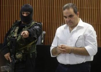 Expresidente Saca sobre transferencia de fondos a cuentas privadas: «Así se ha hecho siempre»