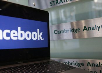 FBI investiga a Cambridge Analytica por el robo de datos de Facebook