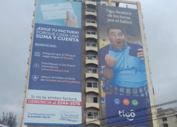 Mujer muere tras caer de un edificio en el bulevar Los Héroes