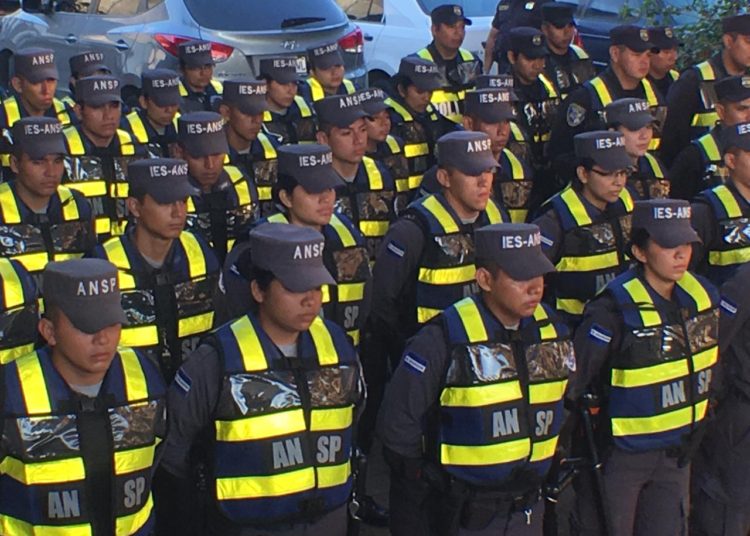 PNC busca agilizar el tráfico en San Salvador