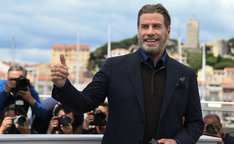 John Travolta baila en Cannes una canción de 50 Cent y revoluciona las redes