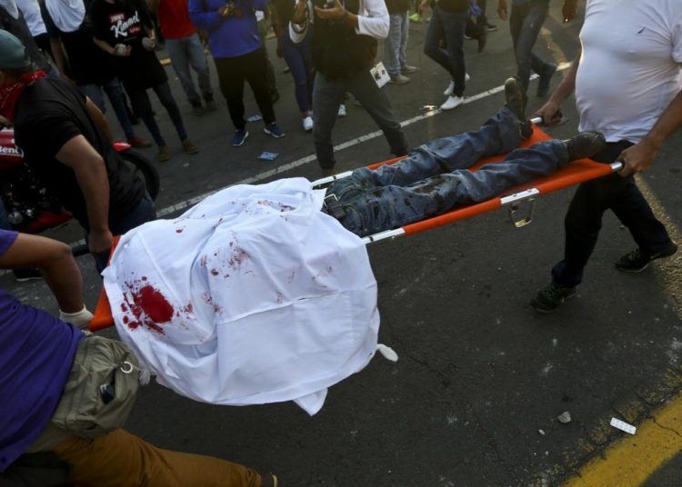 Marcha contra Daniel Ortega termina en baño de sangre: 11 muertos y 79 heridos