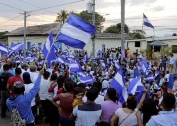 Estudiantes ponen condiciones a Daniel Ortega para participar del diálogo