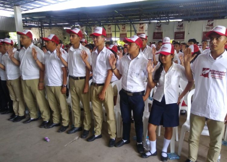 Morazán aumenta el número de círculos de alfabetización