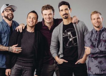 Los Backstreet Boys se disfrazan de Spice Girls