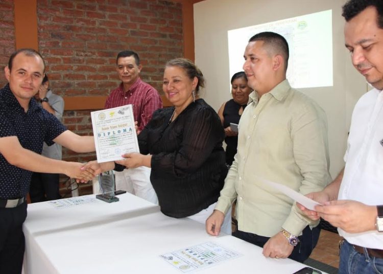 Alcaldías de San Vicente capacitadas en sistema de información geográfica