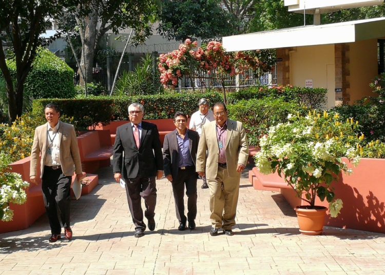 Organizaciones exigen eliminar el doble registro para el voto en el exterior