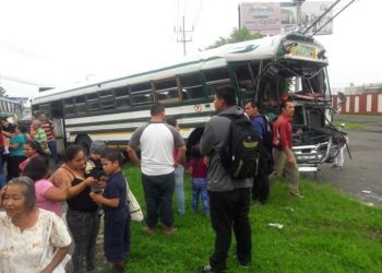 Cinco lesionados deja accidente de tránsito en Colón
