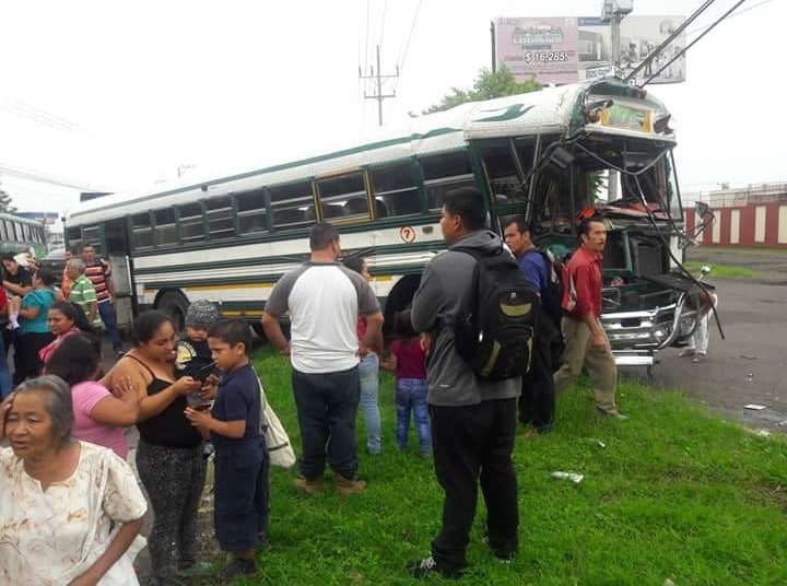 Cinco lesionados deja accidente de tránsito en Colón