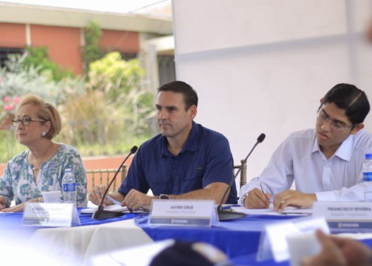Concejo Municipal de San Salvador realiza primer encuentro con los capitalinos
