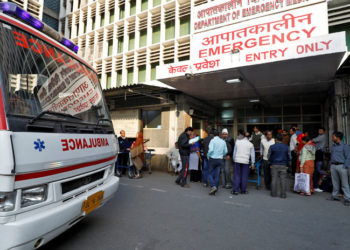 Linchan hasta la muerte a una anciana que fue confundida con una secuestradora de niños