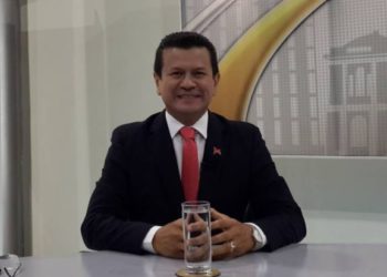 Hugo Martínez llama a las bases del FMLN a votar con libertad en las elecciones internas