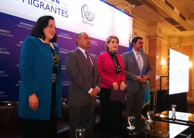 (Video) Jean Manes: «Estamos 100% comprometidos de encontrar soluciones para El Salvador»