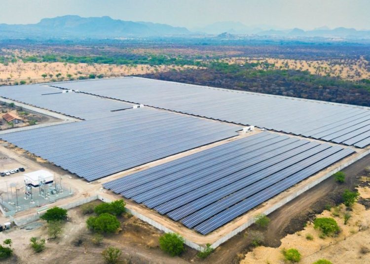 Presentan la primera planta solar del proyecto Bósforo en La Unión