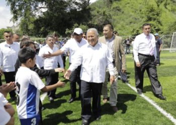 Inauguran complejo deportivo en Soyapango