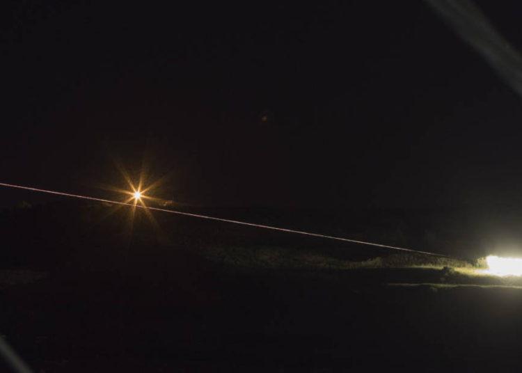 Aviones israelíes lanzan unos 60 misiles durante los ataques en Siria