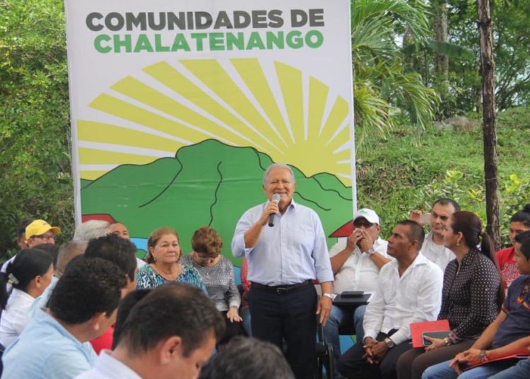 Sánchez Cerén reafirma apoyo a las comunidades participantes del Buen Vivir