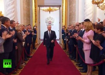 Vladímir Putin se juramenta en un nuevo periodo como presidente de Rusia