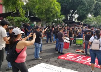 Día del Trabajo con actos y marchas