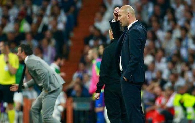 Zidane piensa en el 11 de el clásico