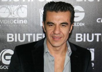 Adrián Uribe en estado delicado, ¡entra a cirugía por tercera ocasión!