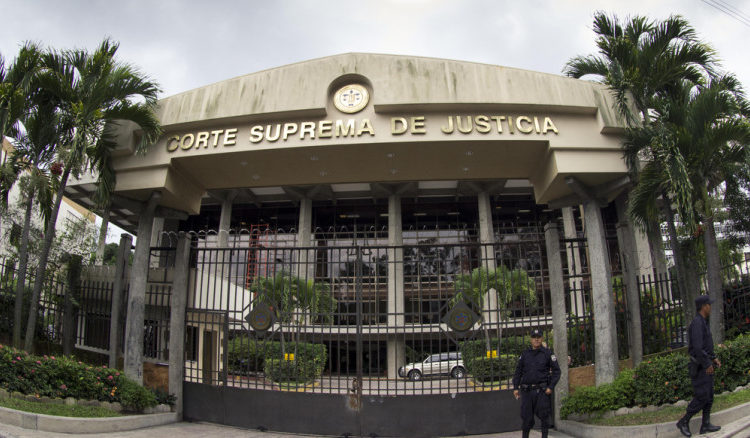 Sala declara inconstitucionales las reformas a Ley de Extinción de Dominio