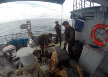 Fuerza Naval incauta millonario cargamento de cocaína al sur del puerto de Acajutla
