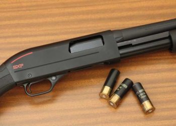 Muere accidentalmente tras disparar al amante de su ex