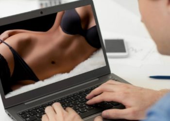Actores del porno en vivo por Internet realizarán feria en Florida