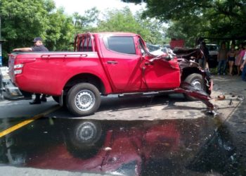 Tres agentes de la PNC resultan heridos en accidente de tránsito