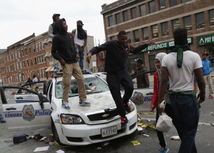 Un algoritmo será capaz de predecir si las protestas se volverán violentas