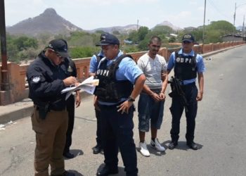 Honduras deporta a pandillero que asesinó a dos hermanas en Apopa, una de ellas de siete años