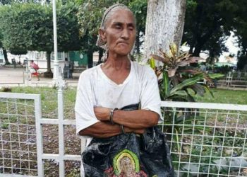 Liberan a anciana que robó imagen en iglesia de Santa Ana