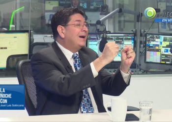 Conozca a quiénes llamó «imbéciles» Walter Araujo