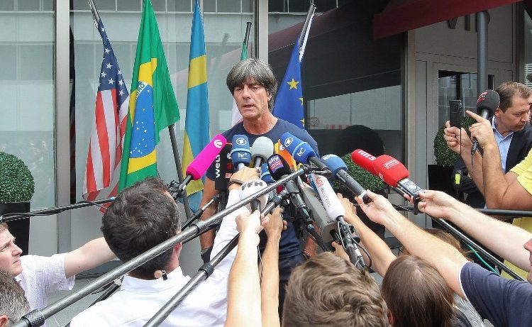 Low tiene hasta la próxima semana para decidir