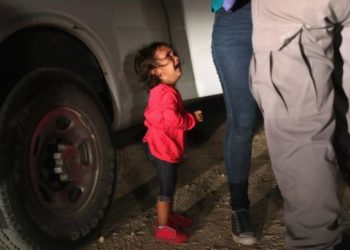 La historia sobre la niña que se volvió símbolo de los menores separados en la frontera de EE.UU., según su padre