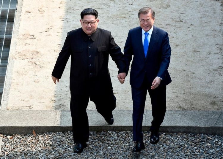 Corea del Sur y del Norte acordaron reunir en agosto a un grupo de familias separadas por la guerra