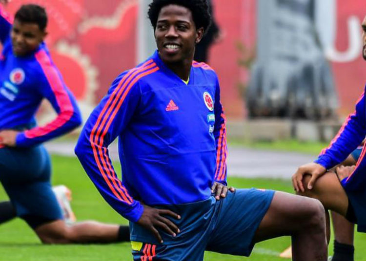 La policía colombiana investiga las amenazas a jugador de su selección expulsado en el Mundial