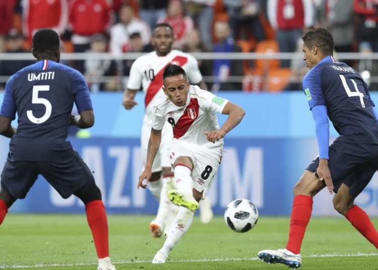 La selección de Perú perdió ante Francia y quedó eliminada del Mundial