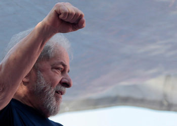 Lula Da Silva sigue líder en las encuestas en Brasil pese a estar en prisión