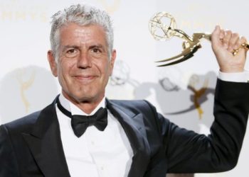 Muere Anthony Bourdain, chef que declaró las pupusas de El Salvador como las mejores de Latinoamérica