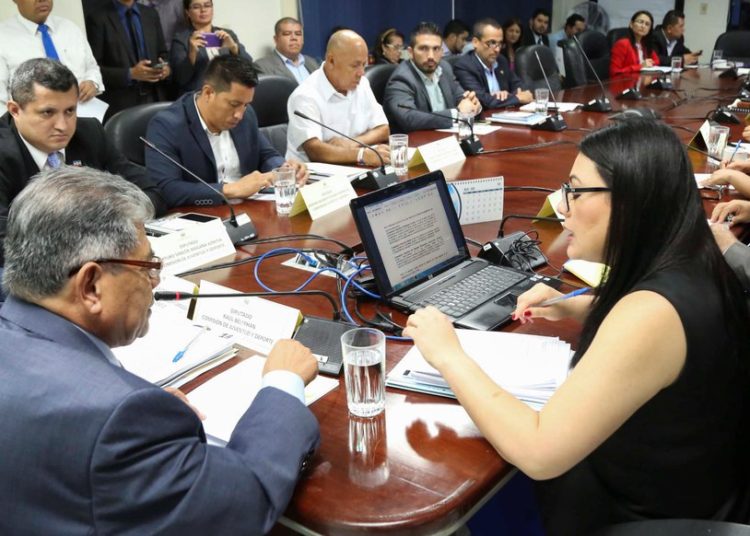 Asamblea solicitará informe a Corte de Cuentas sobre fondos que recibe la FESFUT