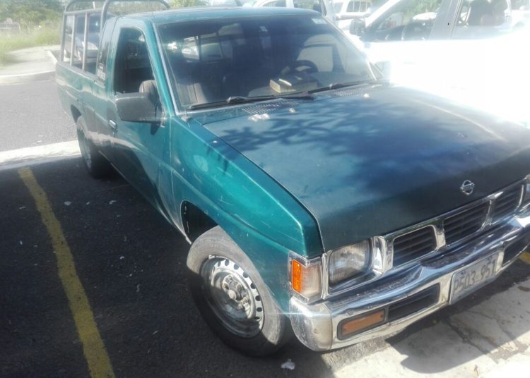 PNC detiene a presunto roba carros en Carretera Panamericana