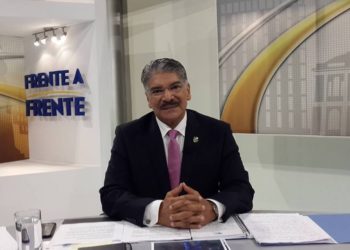 Norman Quijano culpa al FMLN por disturbios en la Asamblea Legislativa