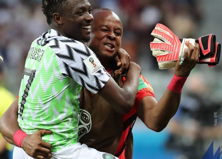 Nigeria le ganó Islandia y mantiene el sueño de Argentina en Rusia 2018